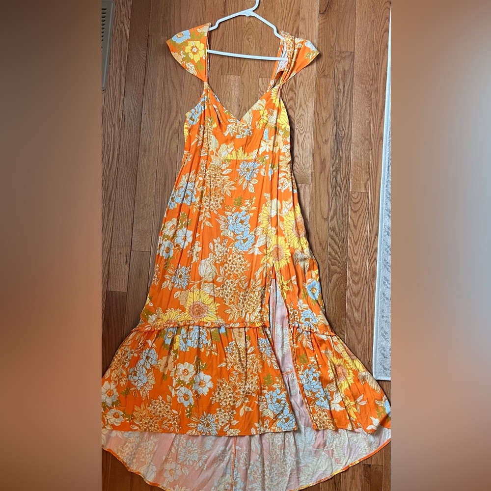 Billabong orange floral dress.